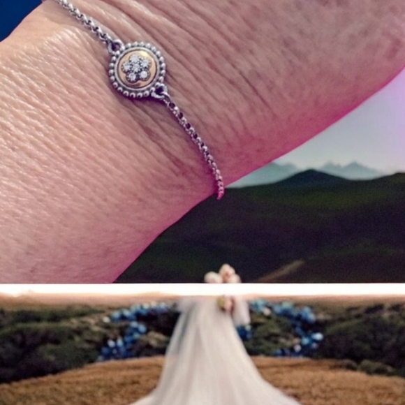 Brighton bracelet two toned with stones B charm come in gift box good Look - Picture 6 of 16